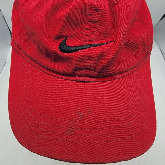 Nike Kids Red Baseball Hat Cap Adjustable Strap Outdoors Casual Lightweight - Picture 7 of 9
